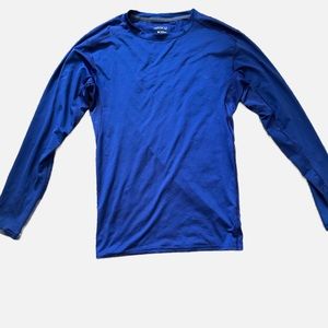 Women’s Medium BCG athletic wear shirt in Navy!